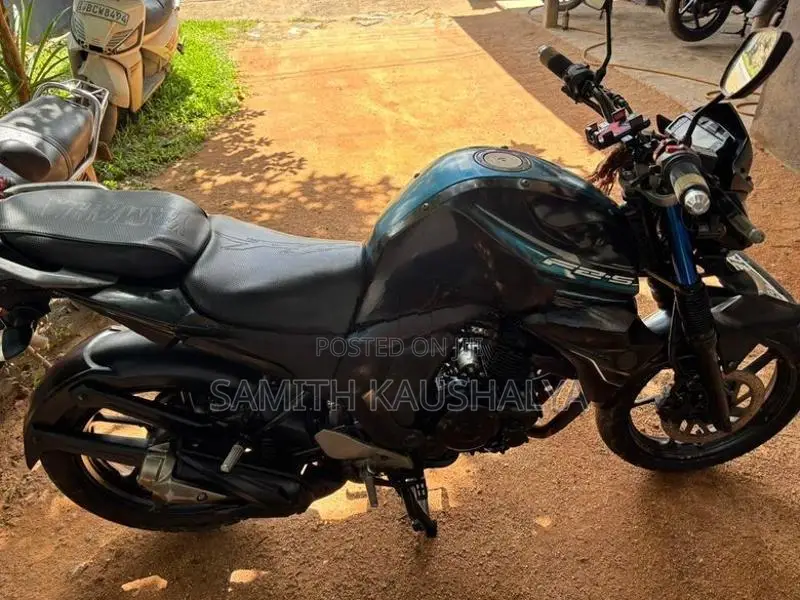 Yamaha FZs V2 2016