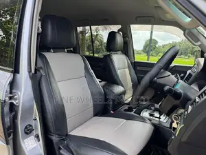 Mitsubishi Pajero Montero V93W Exceed 2008