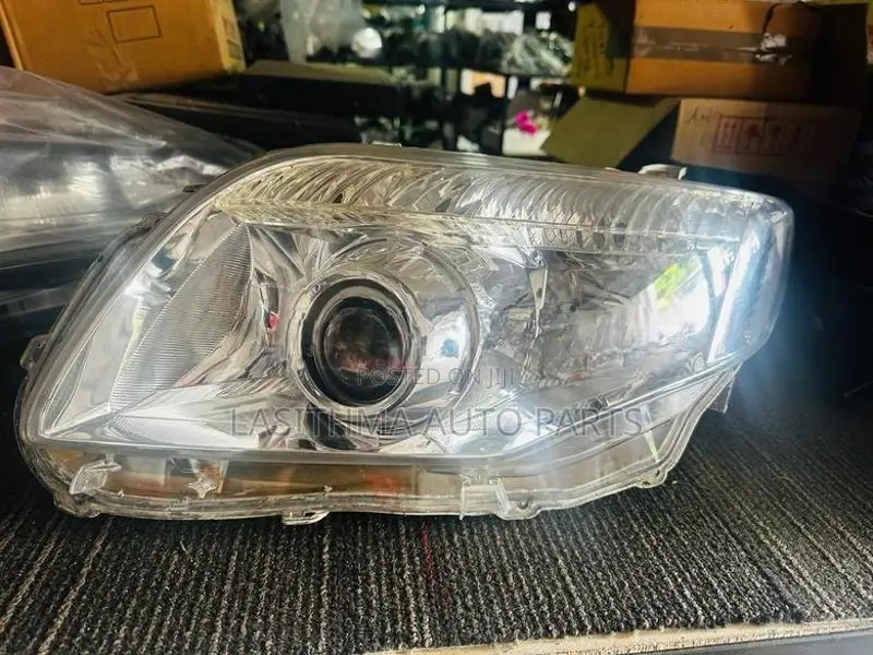 Axio 141 Xenon Head Lamp
