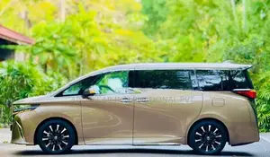 Toyota Alphard Pre-Executive Lounge 2024