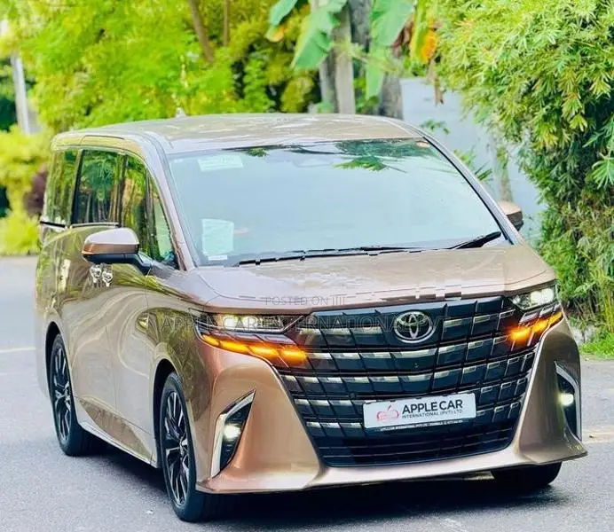 Toyota Alphard Pre-Executive Lounge 2024