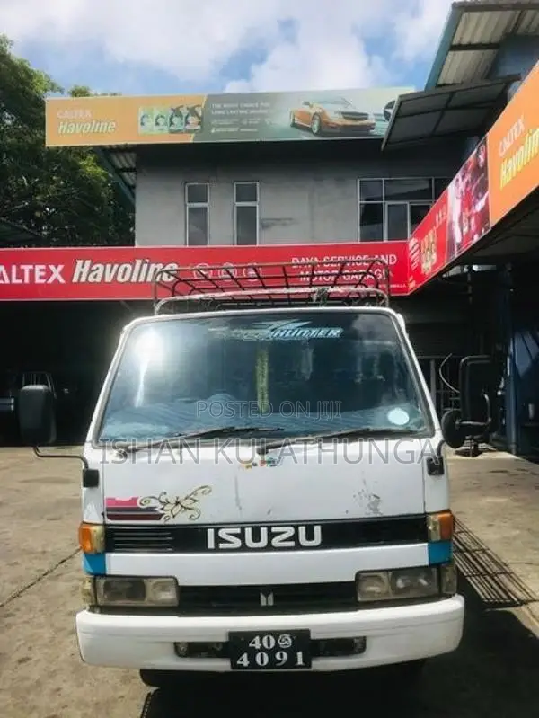 Isuzu 250 ELF 1980