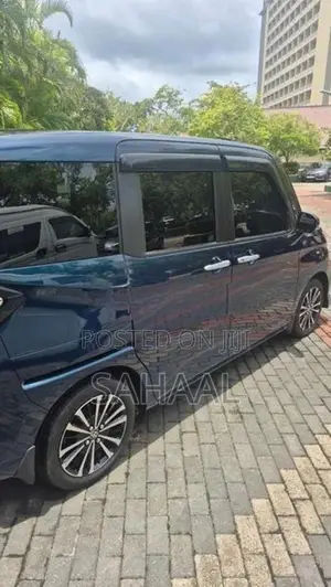 Toyota Roomy GT 2023