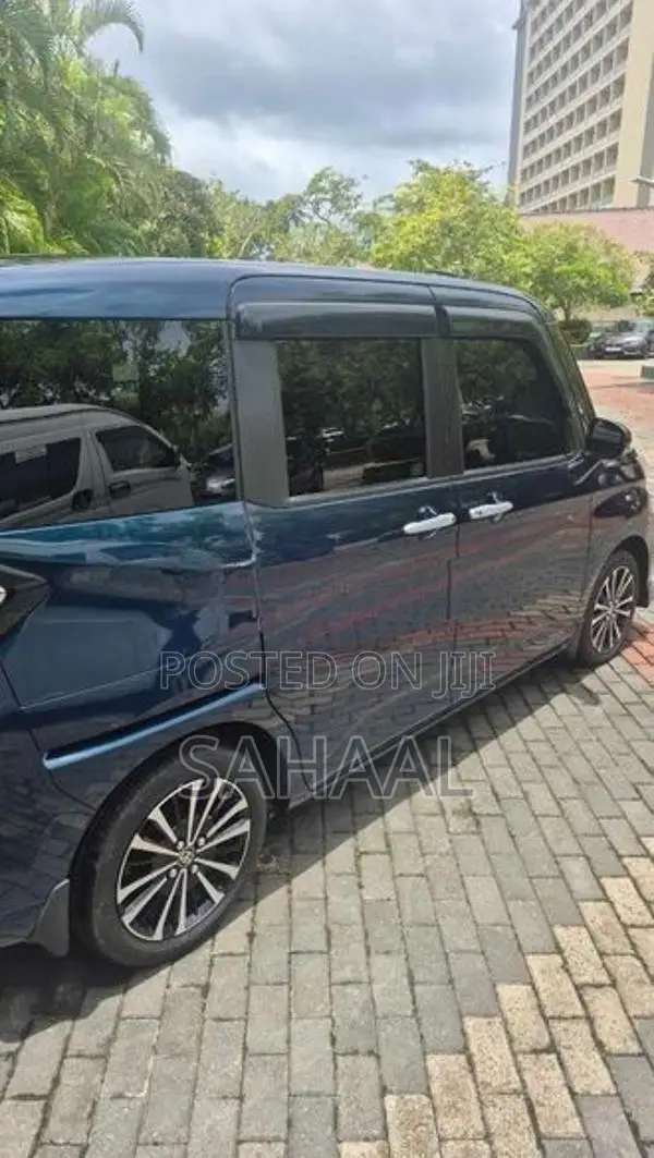 Toyota Roomy GT 2023