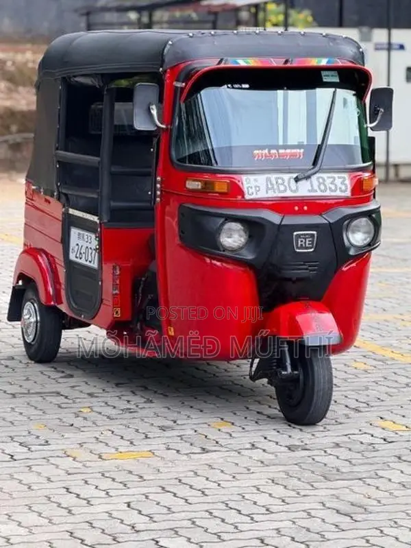 Bajaj RE 2016