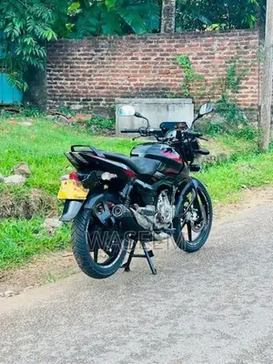 Bajaj Pulsar 150 2016