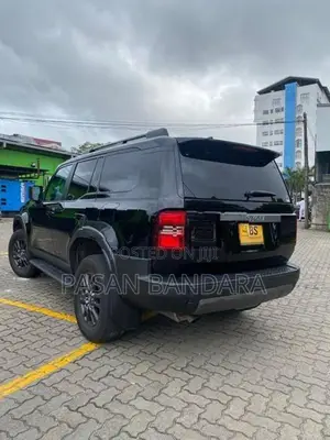 Toyota Land Cruiser Prado 2025