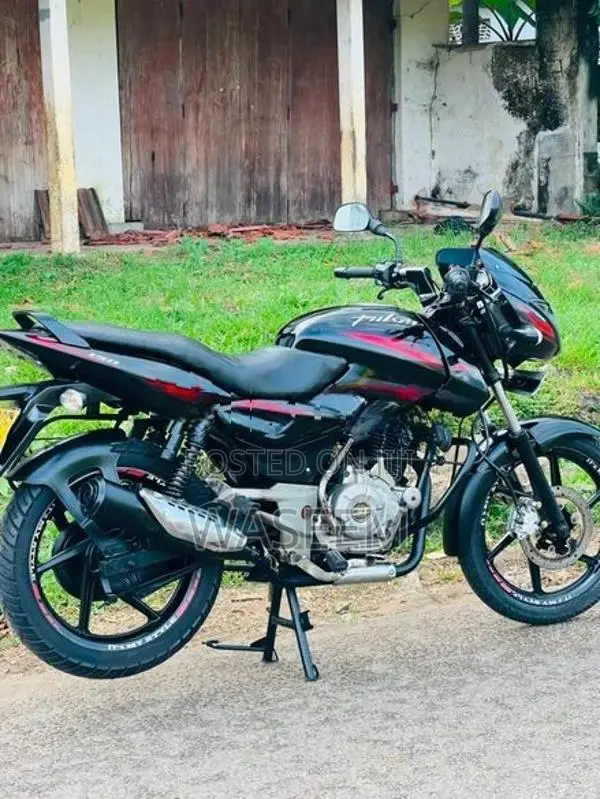 Bajaj Pulsar 150 2016
