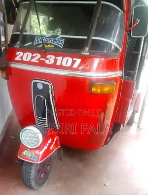 Bajaj RE 1995