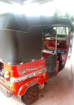 Bajaj RE 1995
