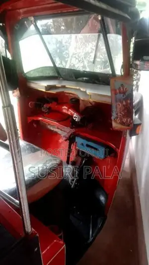 Bajaj RE 1995
