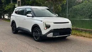 Kia Carens Clavis 2025