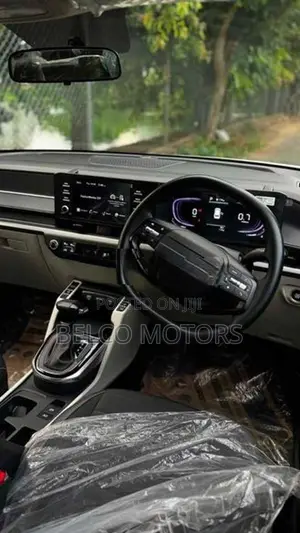 Kia Carens Clavis 2025