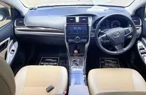 Toyota Premio F Package 2018