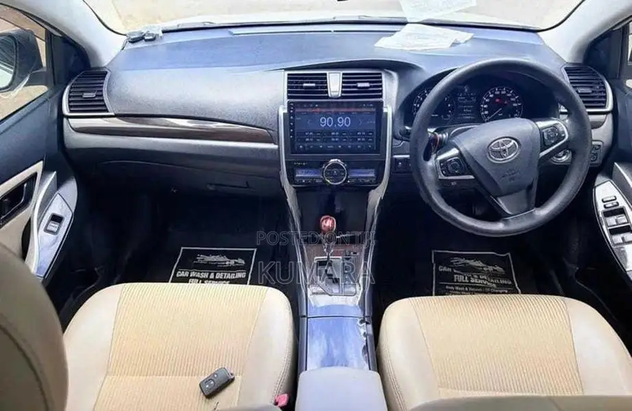 Toyota Premio F Package 2018