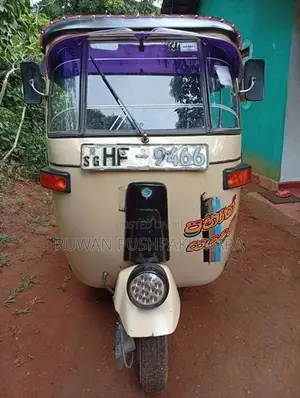 Bajaj RE 2002