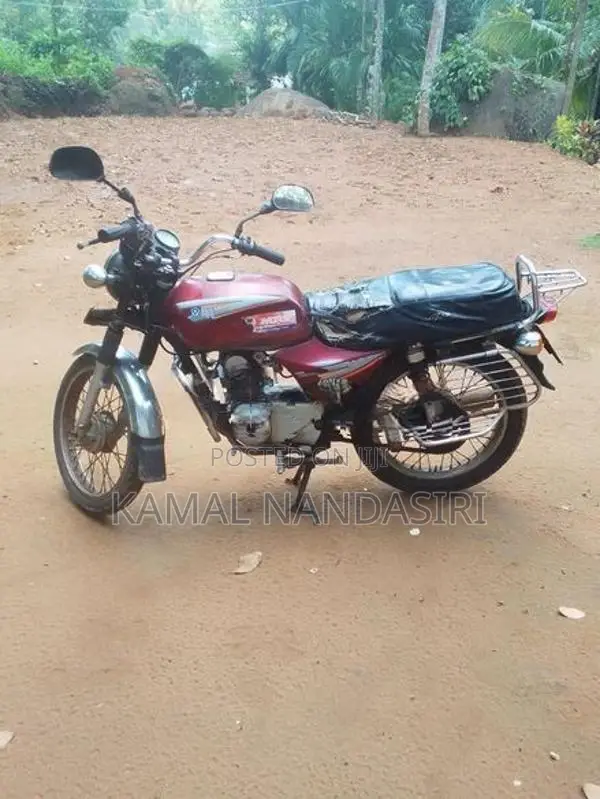 Bajaj Boxer 2003