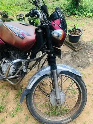 Bajaj Boxer 2004