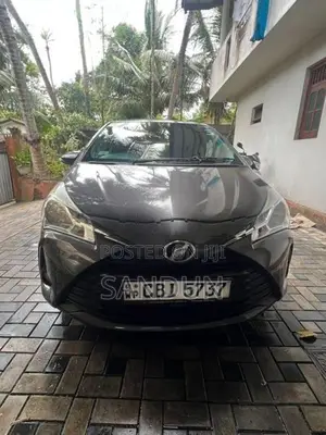 Toyota Vitz 2017