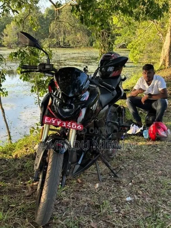 Bajaj Pulsar N160 Premium 2025