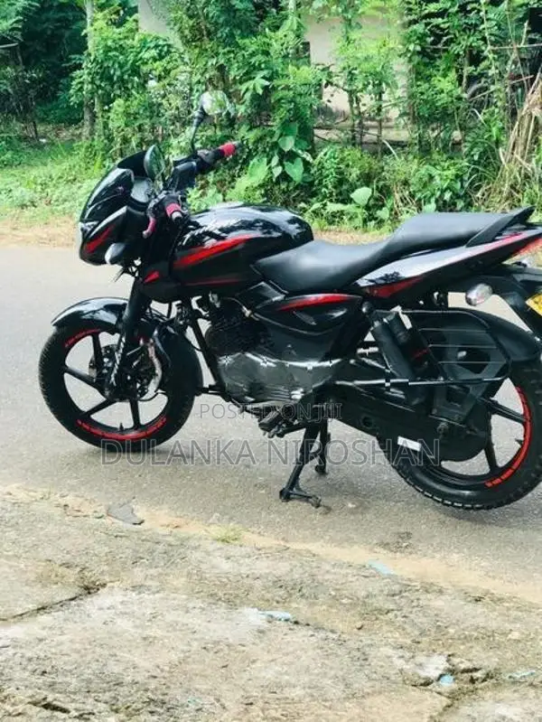 Bajaj Pulsar 150 Black 2016