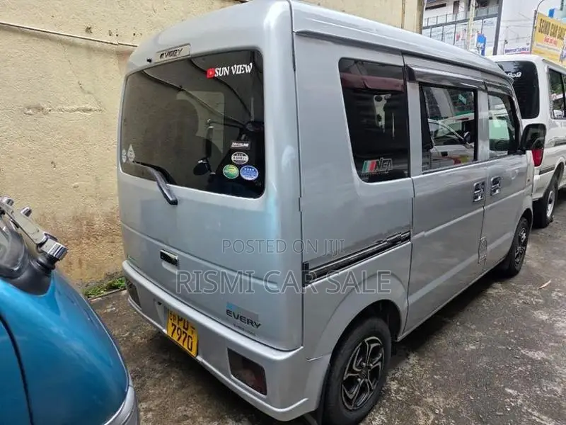 Suzuki Every 2007