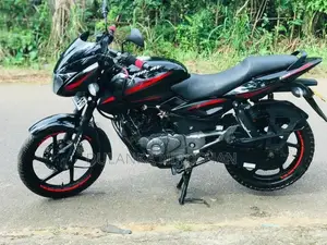 Bajaj Pulsar 150 Black 2016