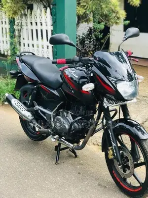 Bajaj Pulsar 150 Black 2016