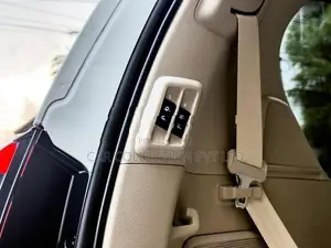 Toyota Land Cruiser Prado 2023