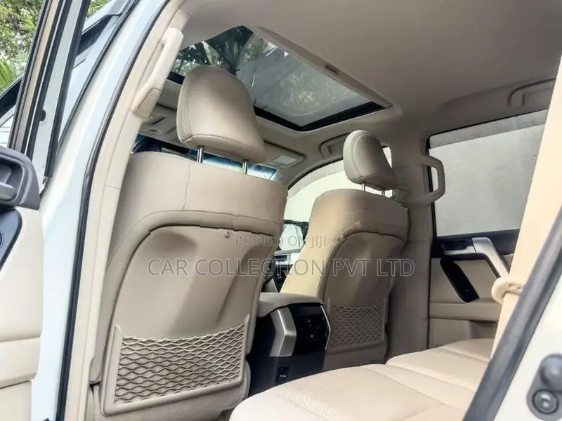 Toyota Land Cruiser Prado 2023