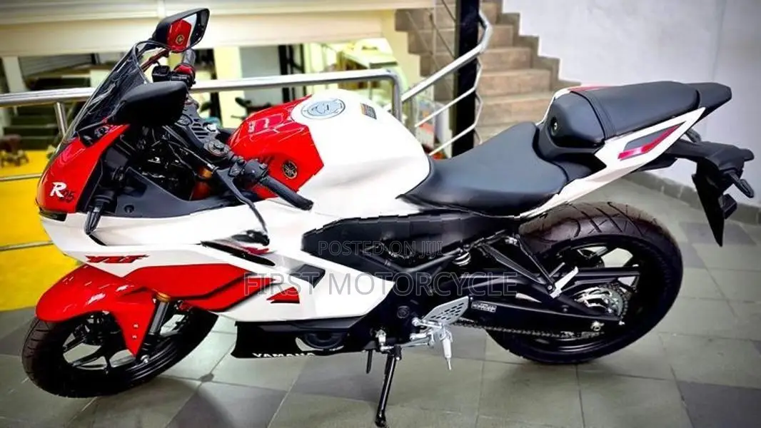 Yamaha YZF-R25 2026