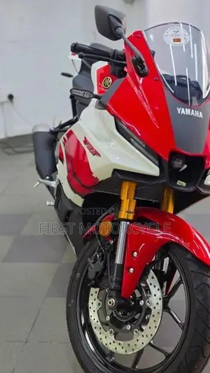 Yamaha YZF-R25 2026