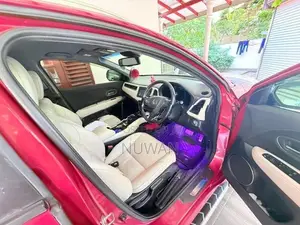 Honda Vezel Ivory Z Grade 2016