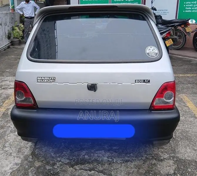 Maruti Suzuki 800 2011