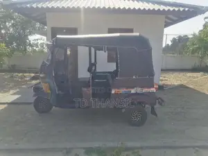 Bajaj RE 2004