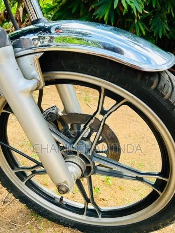 Suzuki GN 125 2006