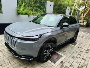 Honda Vezel Z Play Full Option 2026
