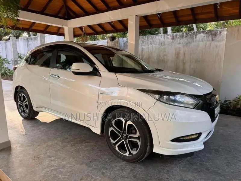 Honda Vezel Z Play 2014