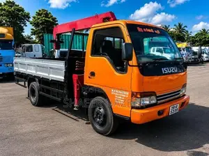 Isuzu NPR71H Boom Truck 1995