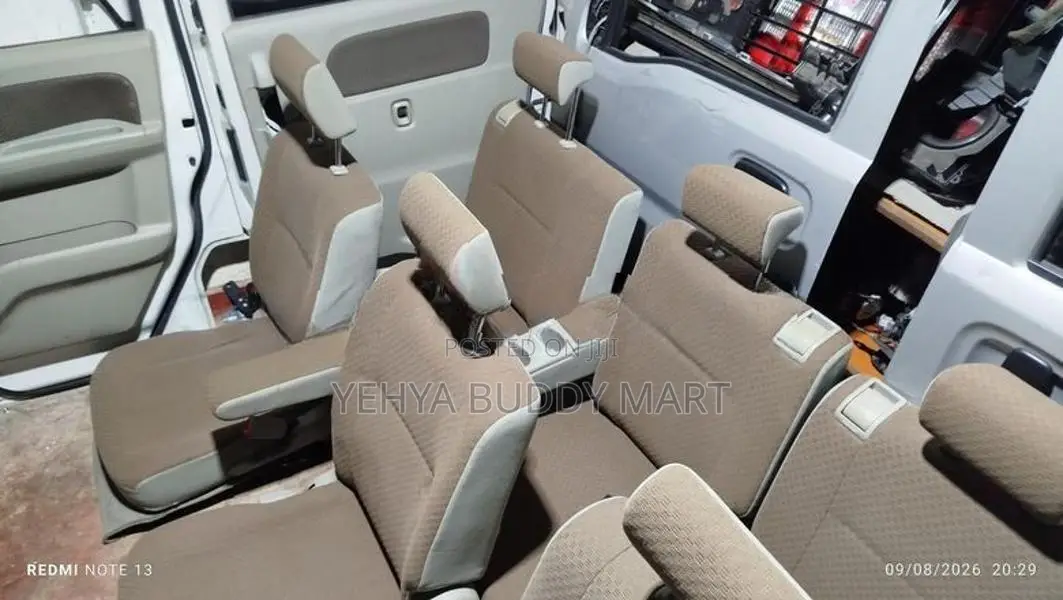 Suzuki Every Buddy Van Seat Set