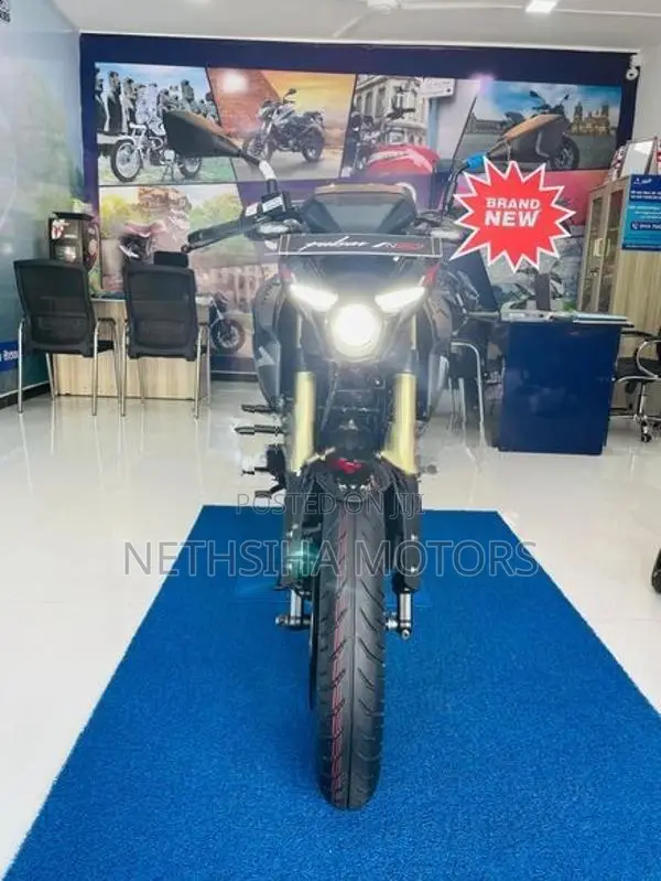 Bajaj Pulsar N160 Premium 2026
