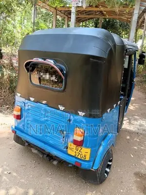 Bajaj RE 2010