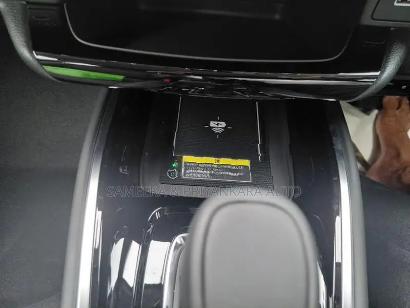 Honda Vezel Z Premium P White 2026
