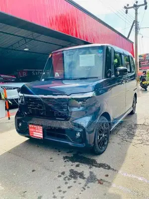 Honda N-Box Custom 2026