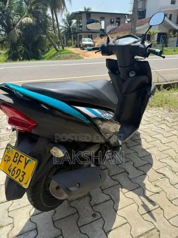 Yamaha RayZR 2019