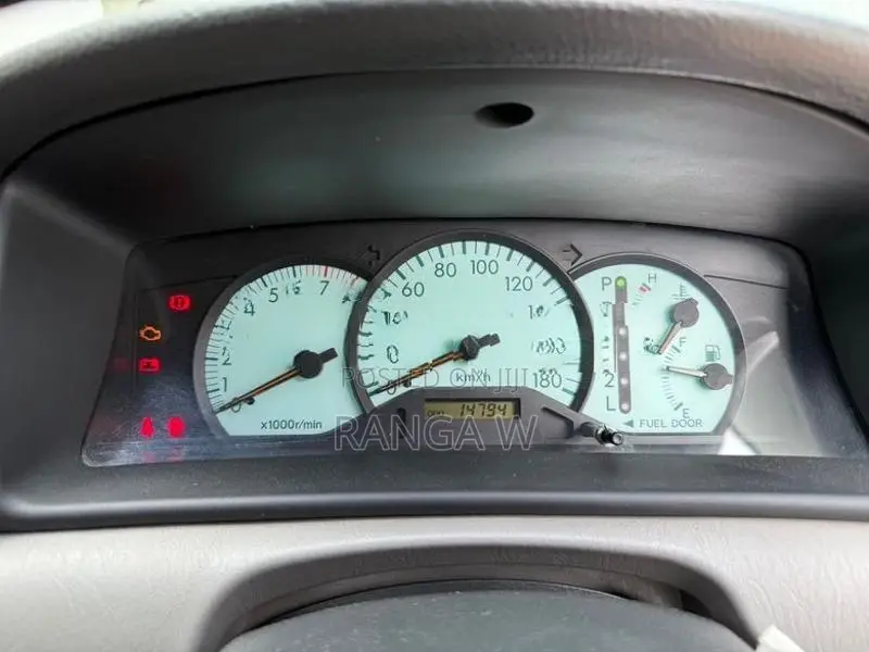 Toyota Corolla NZE121 2002