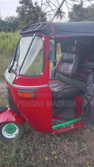 Bajaj RE 2003