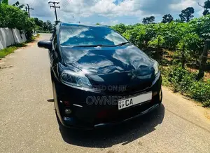 Toyota Prius 2012