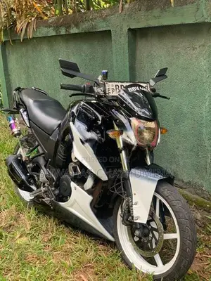 Yamaha FZS V1 2014