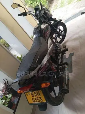 Bajaj Platina 100 2013